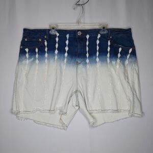 Karma Blue Denim Shorts Womens 24 Blue Dip-Dye Pocket Lace Embroidered Stripe
